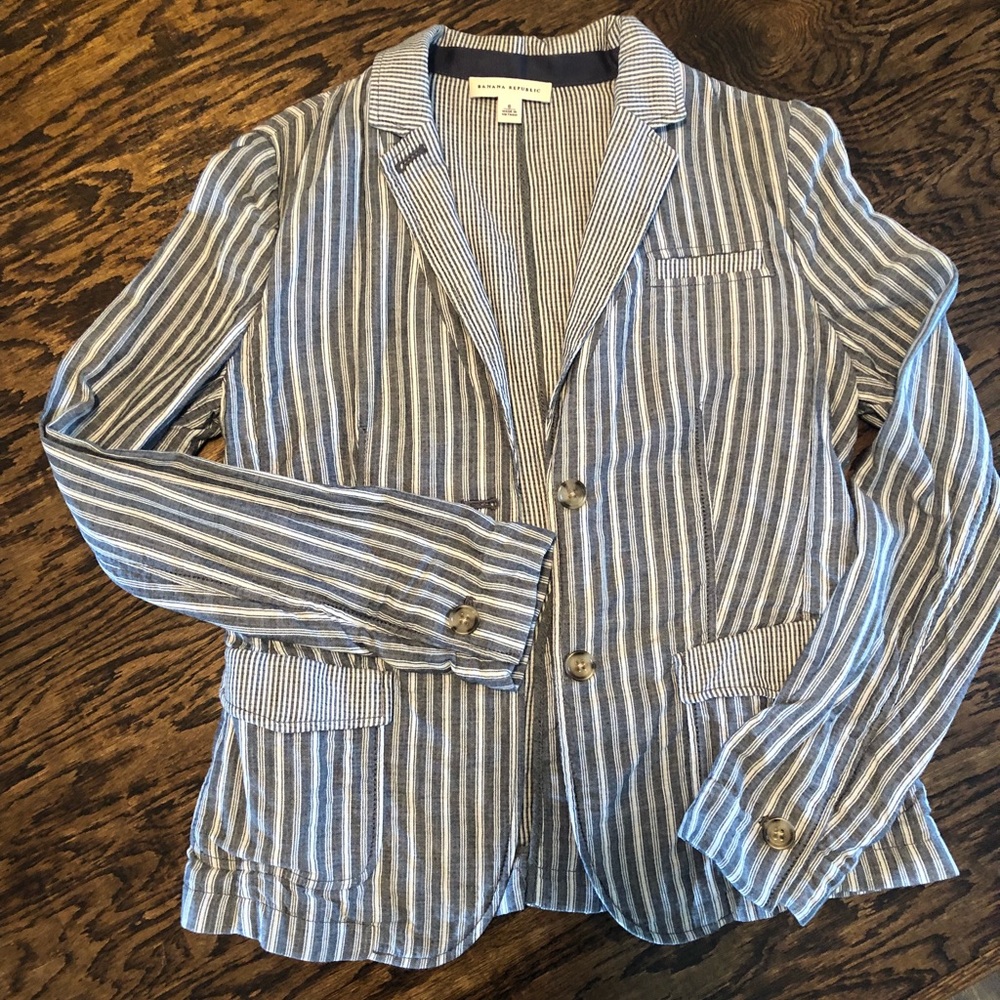 **FINAL PRICE** Banana Republic Stripped Blazer